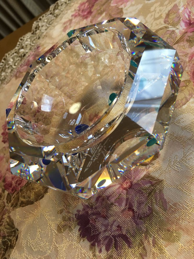 スワロフスキー　オブジェ　小物入れ