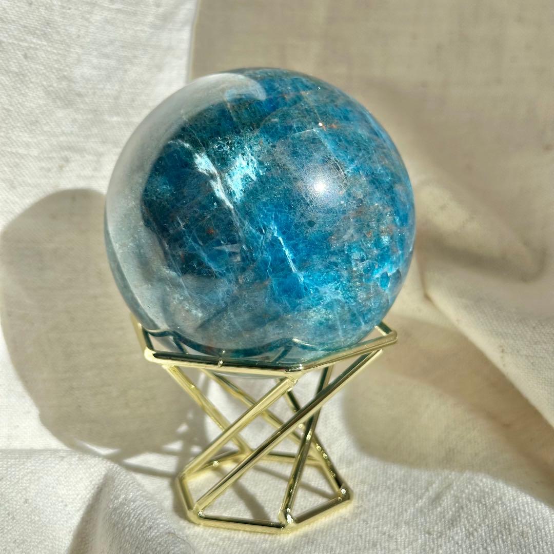 【アパタイト スフィア】 アパタイト ボール 台座付き　丸玉 64mm