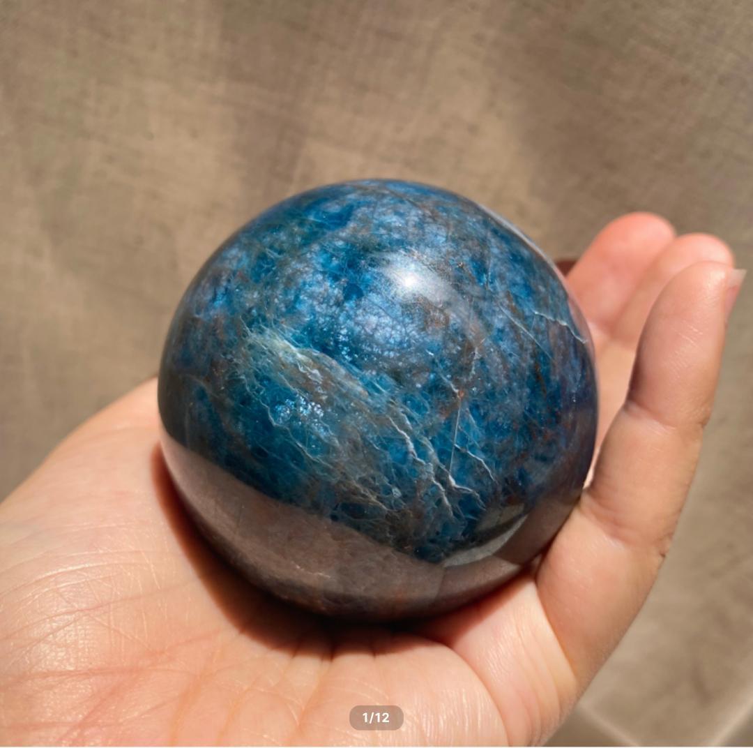 【アパタイト スフィア】 アパタイト ボール 台座付き　丸玉 64mm