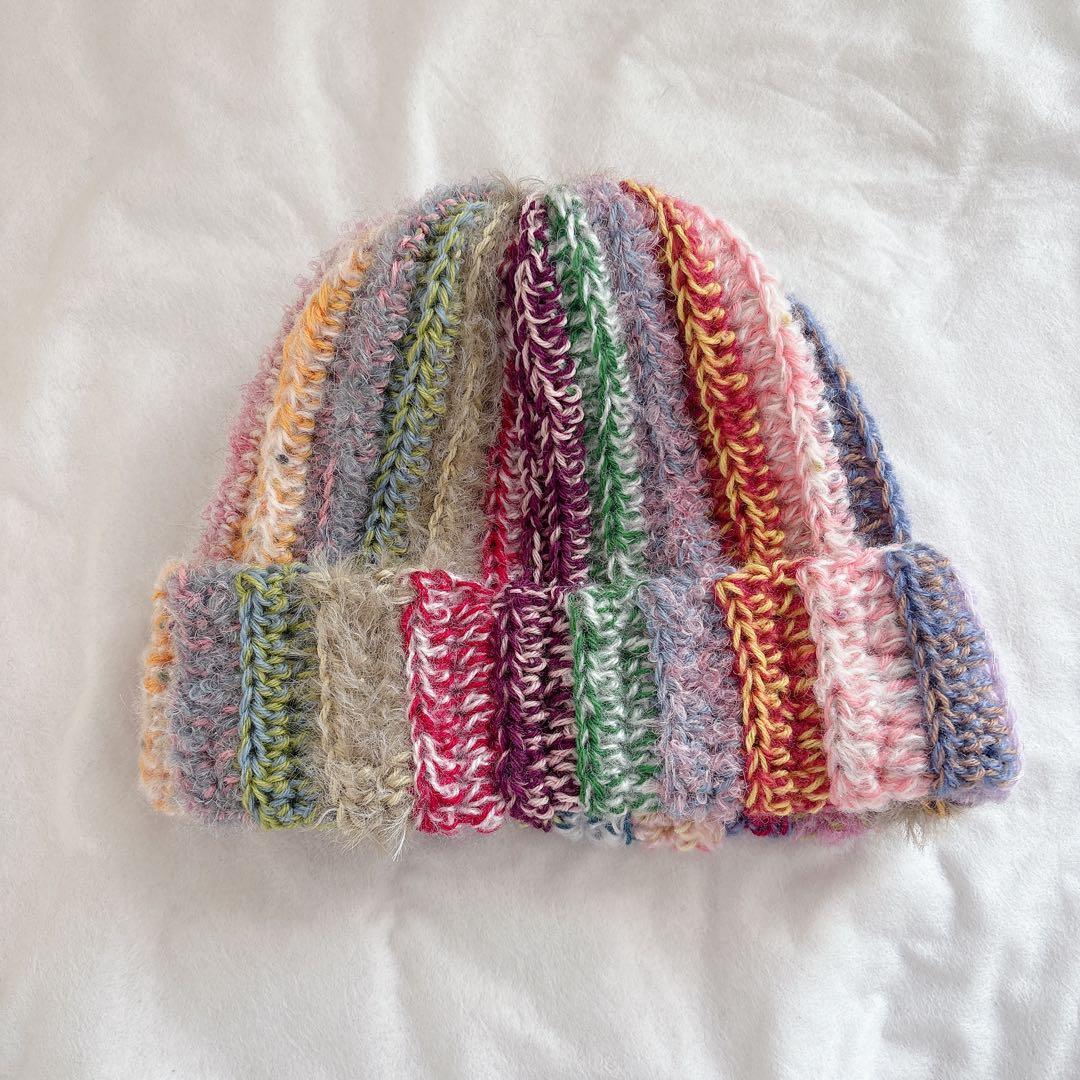 【ハンドメイド・完成品】ニット帽　ビーニー　帽子　ニットハット　編み物　カラフル