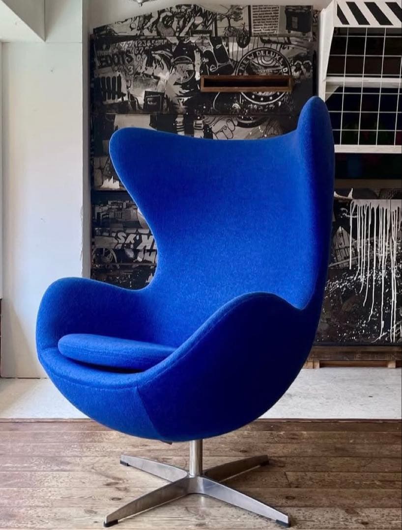 エッグチェア　リプロダクト　ブルー