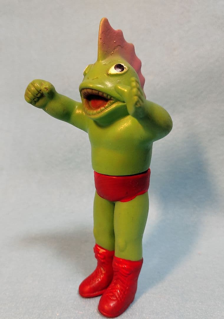 昭和レトロ 中嶋製作所当時物 タイガーマスク ザ・ピラニアン初期ポーズミニソフビ