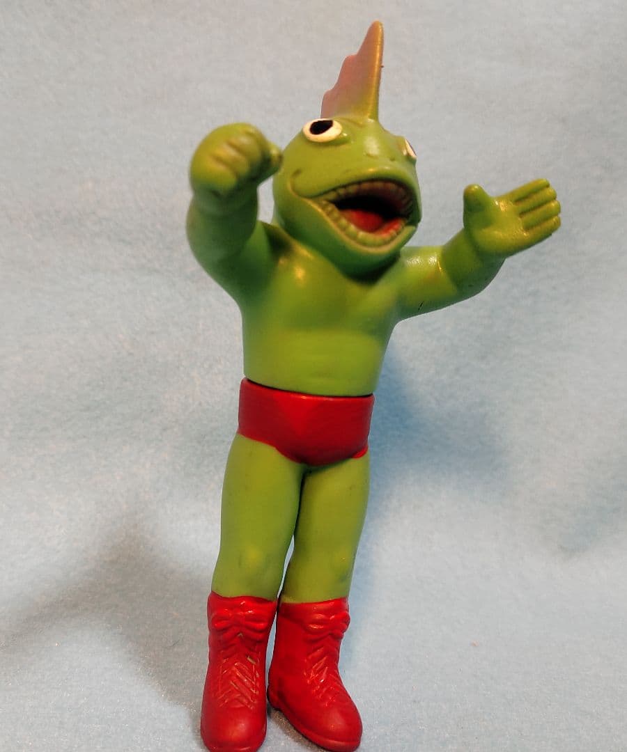 昭和レトロ 中嶋製作所当時物 タイガーマスク ザ・ピラニアン初期ポーズミニソフビ