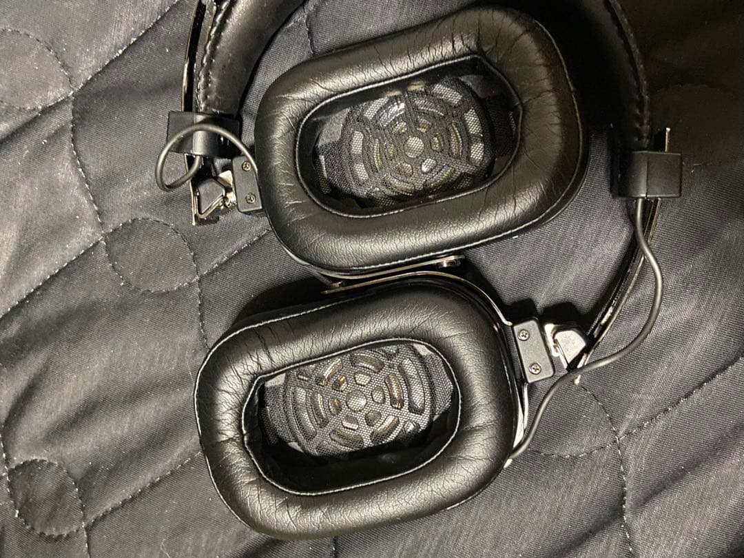 ヘッドホン BOSS WAZA-AIR BASS