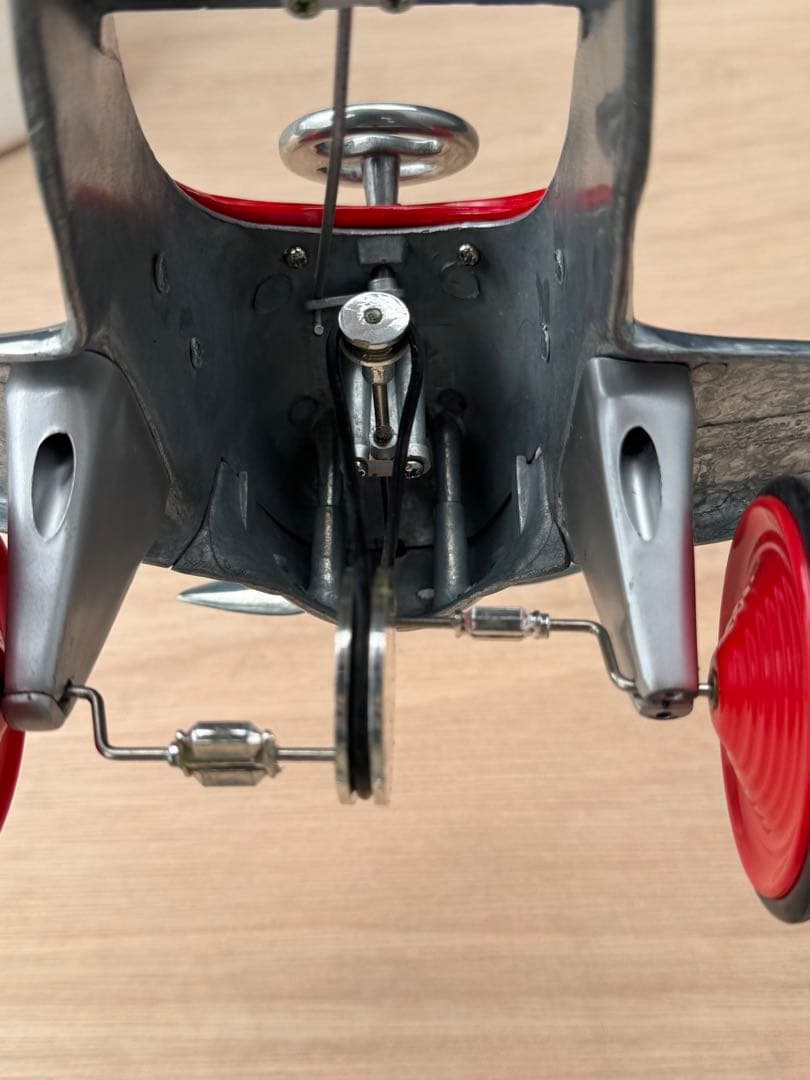 コカ・コーラ ペダルエアプレーン 飛行機　メタル製　限定生産モデル