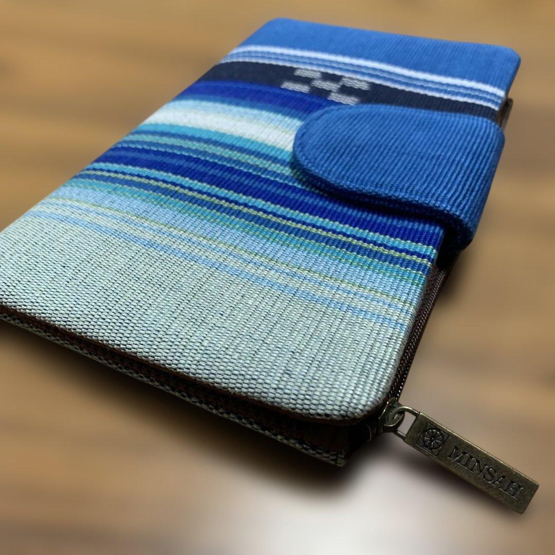 お薬手帳ケース 青系ストライプ