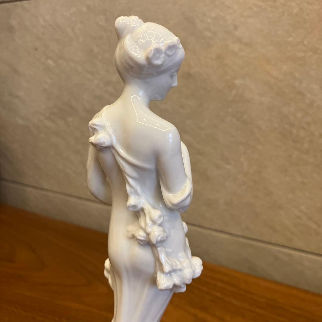 新品　リチャードジノリ　フィギュリン　フローラ　レア品　貴重　フィギュア　白磁