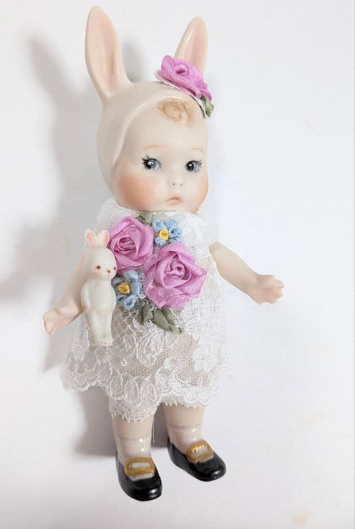 ちびくま工房　バニーラブ　15センチ バラのワンピ　リボン刺繍