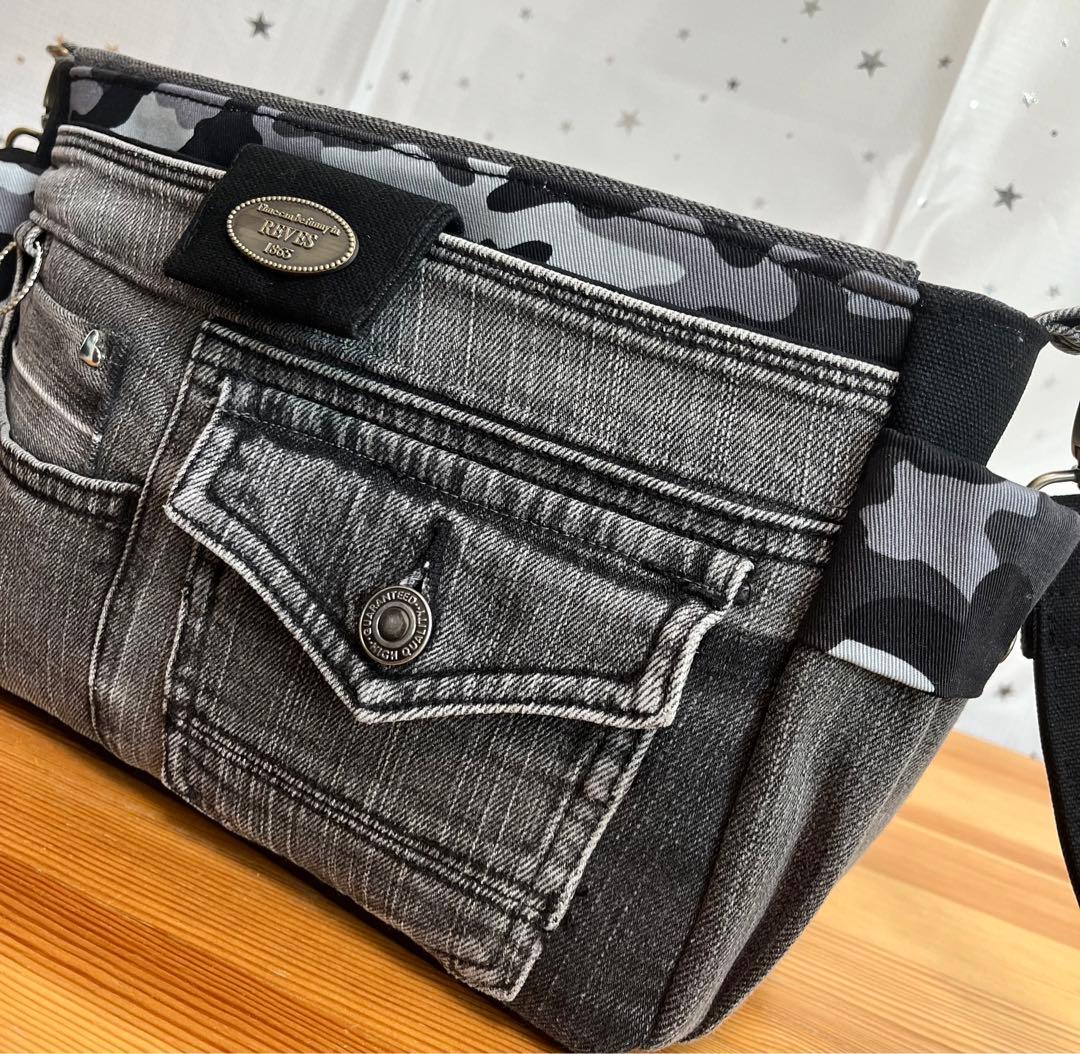 デニムリメイクバッグ（M）No.741☆ショルダーバッグ　斜めがけ