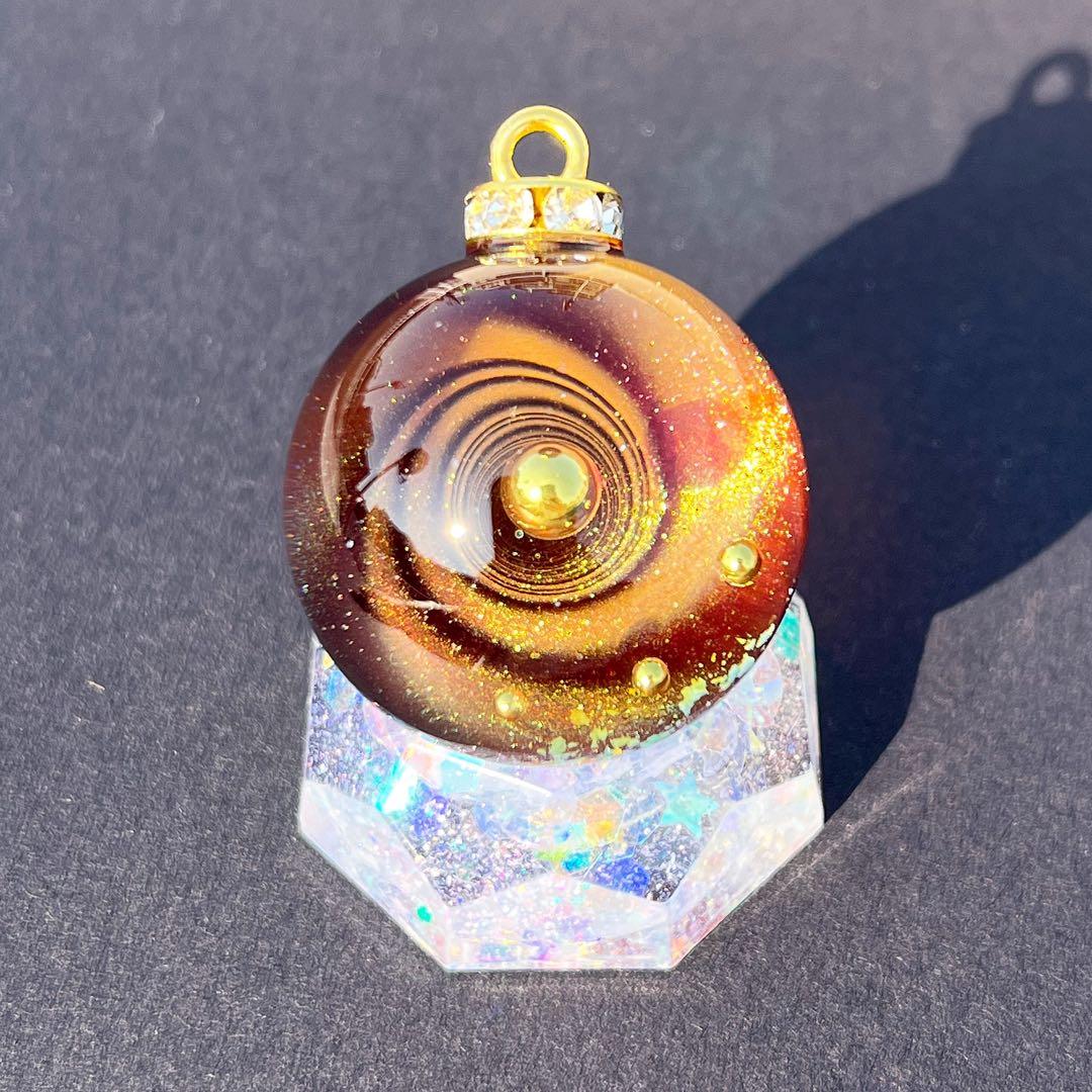 【ハンドメイド】宇宙玉25mm２個・宇宙玉専用台座
