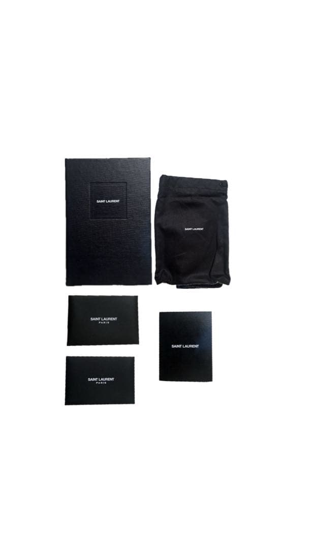 ブラックレザーiPhone手帳型ケース