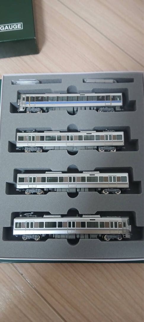 KATO 225系 A-シート Nゲージ 4両編成