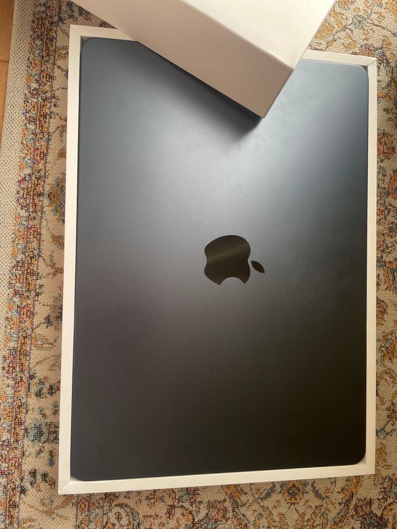 【美品】MacBook Air M2 16GB 256GB 箱付 使用少なめ