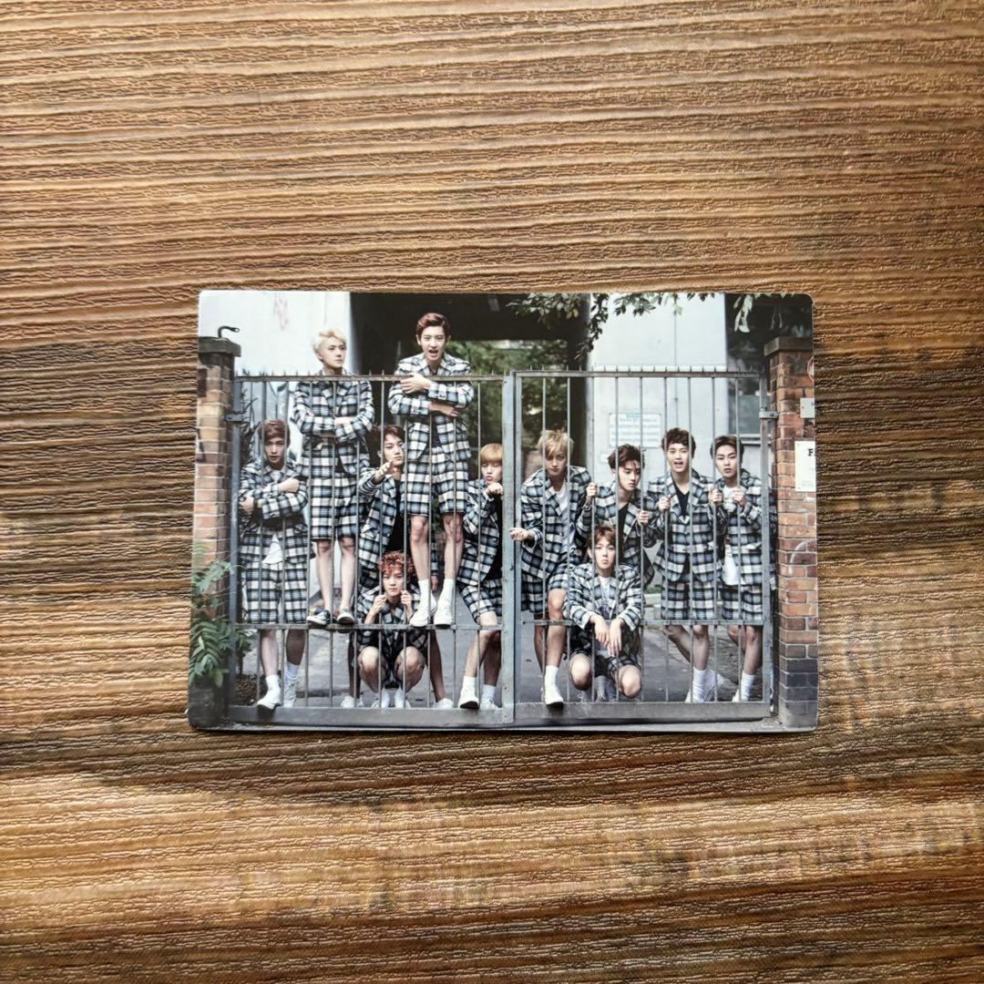 EXO　dIE JUNGS　写真集　初回生産限定盤