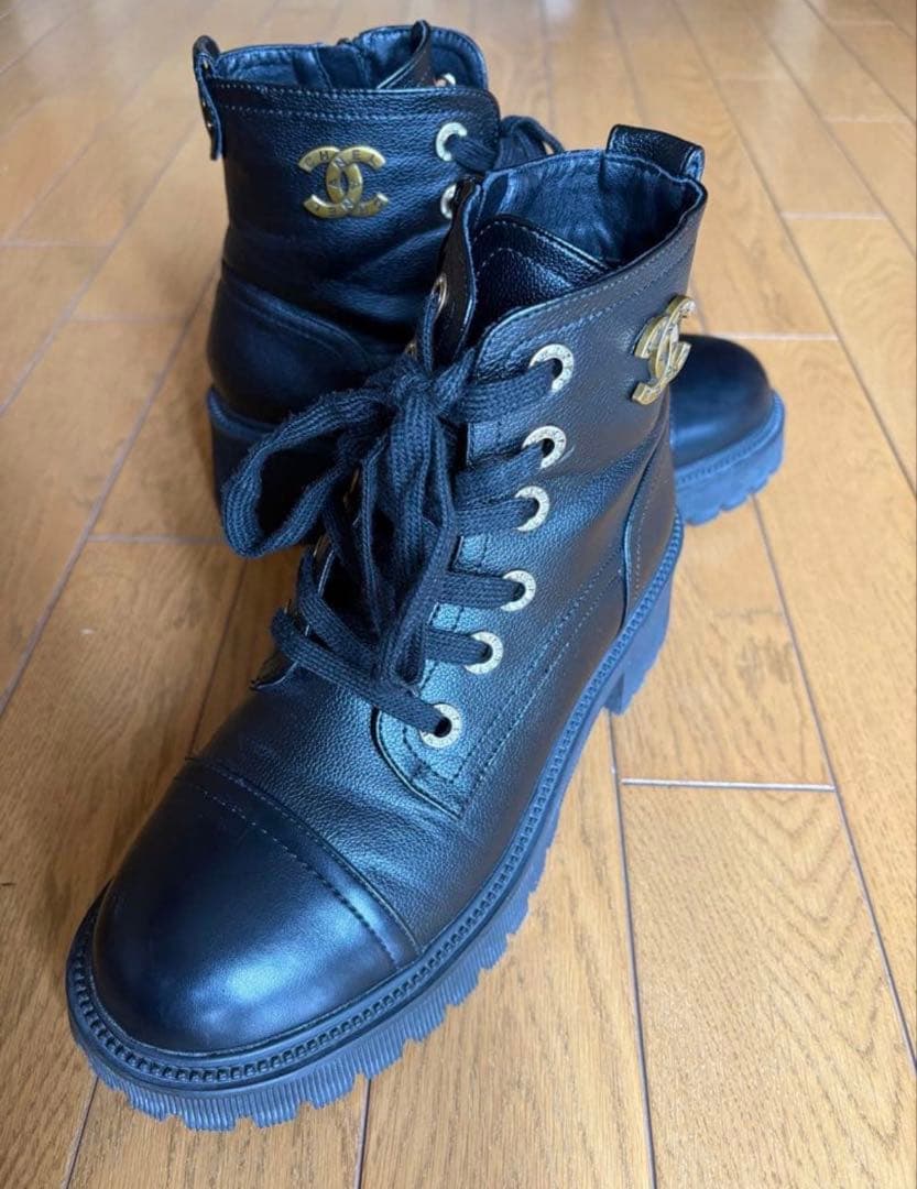 CHANEL★ブーツ　ライダー シューズ★ラインストーン★ノベルティ