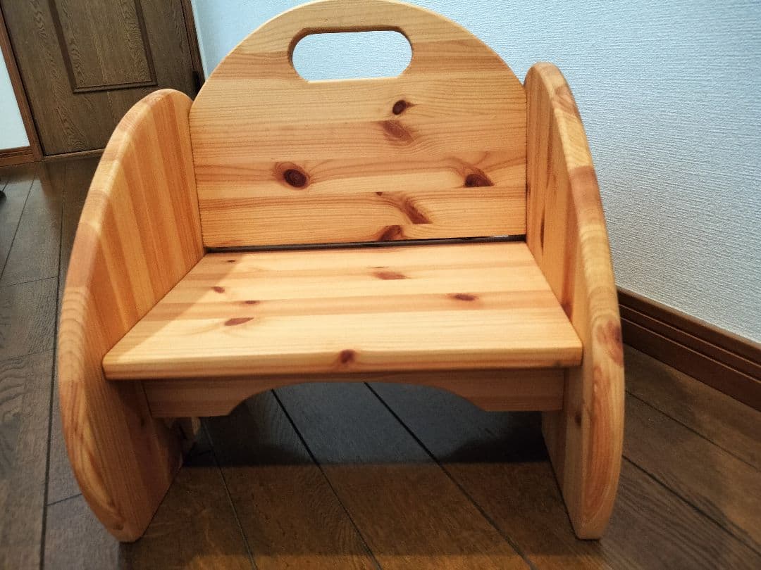 子供用のイス