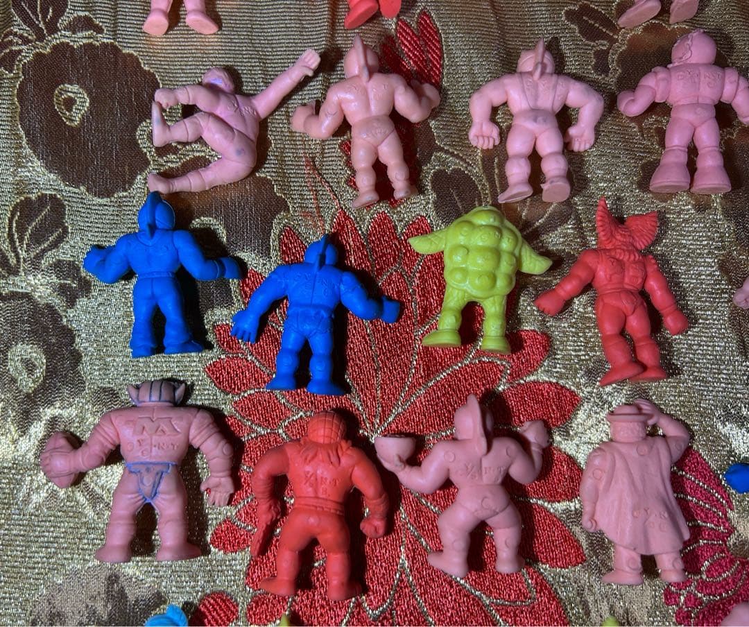 昭和レトロ品　キン肉マン消しゴム(キン消し)大量セット当時物希少連休SALE