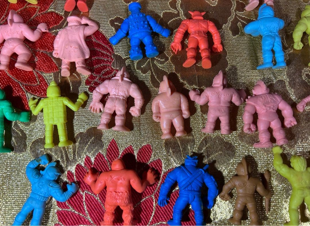 昭和レトロ品　キン肉マン消しゴム(キン消し)大量セット当時物希少連休SALE