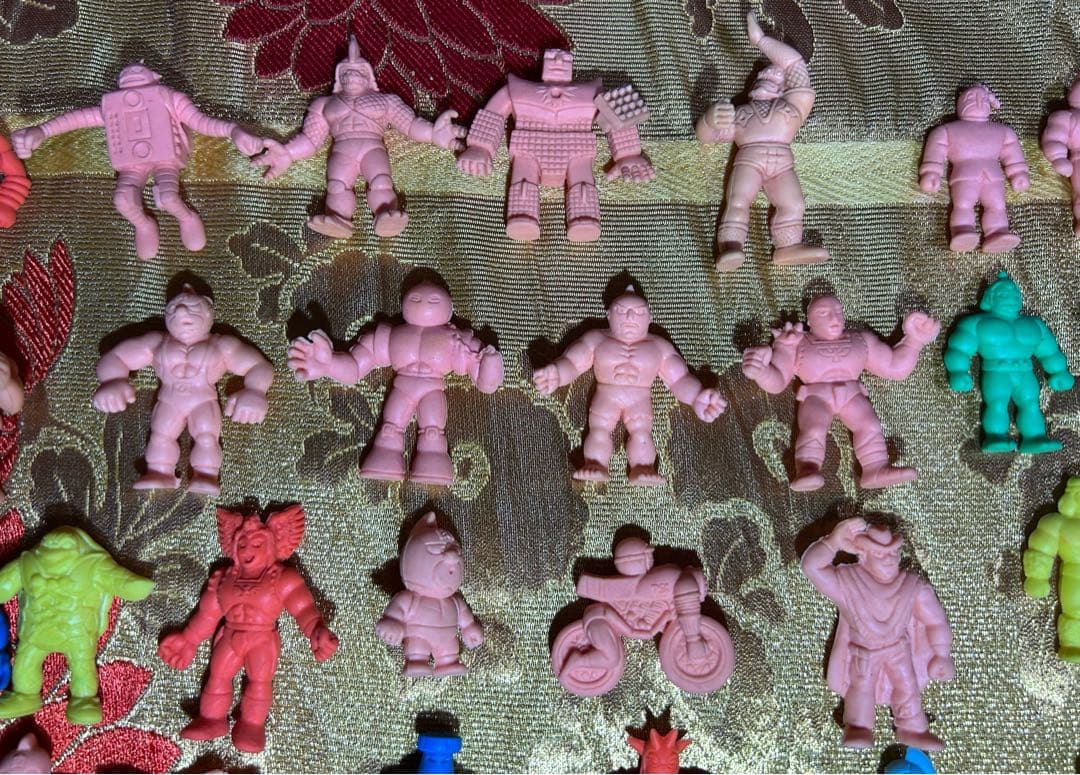 昭和レトロ品　キン肉マン消しゴム(キン消し)大量セット当時物希少連休SALE