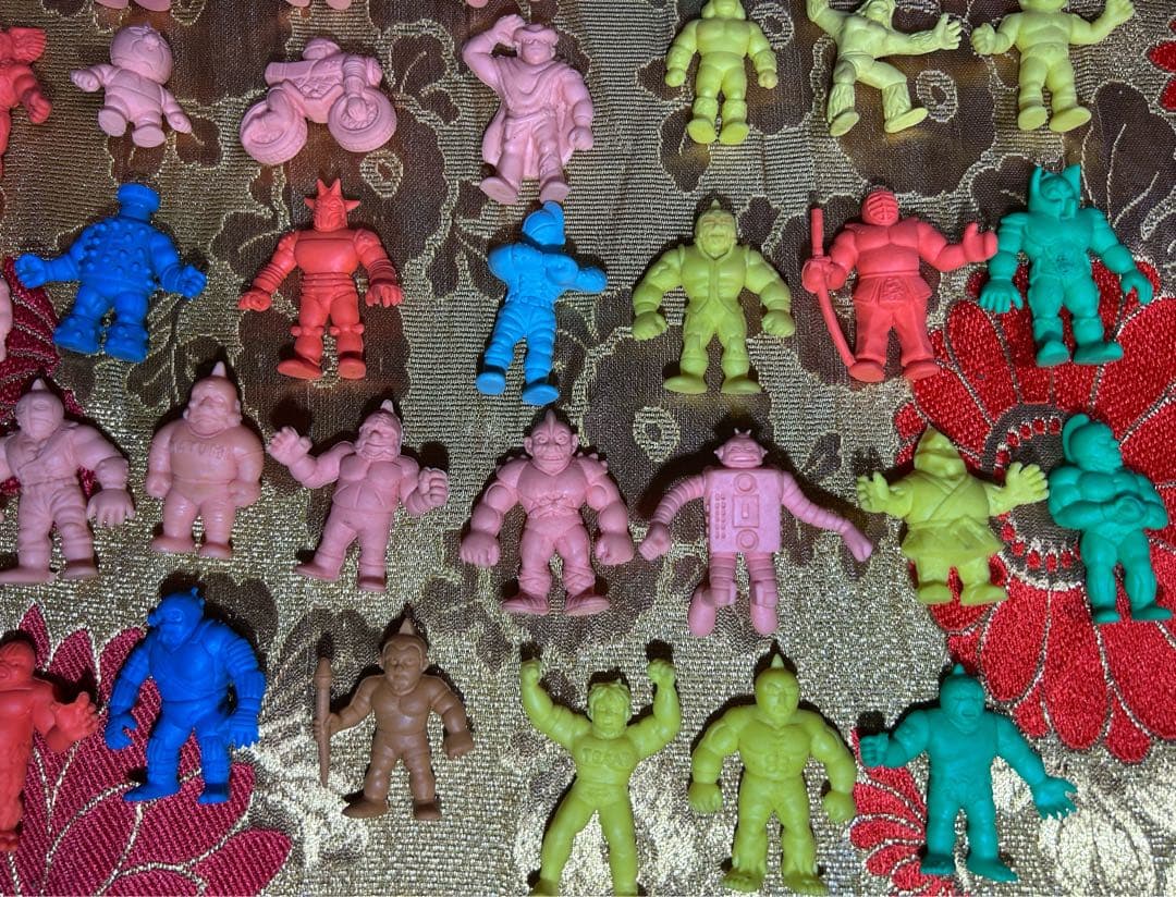 昭和レトロ品　キン肉マン消しゴム(キン消し)大量セット当時物希少連休SALE