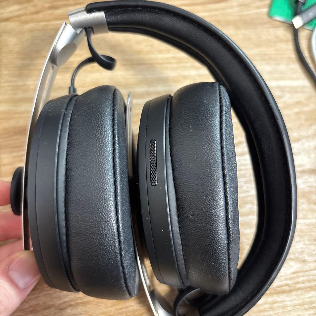 ヘッドホン Sennheiser MOMENTUM Wireless M3
