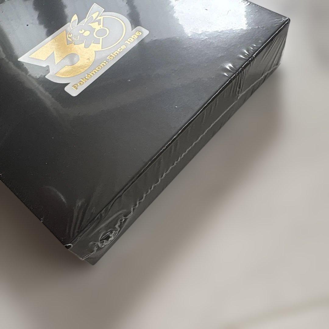 未開封　韓国限定　ポケモン　30周年記念　　ピンバッチ　第1世代御三家ver.