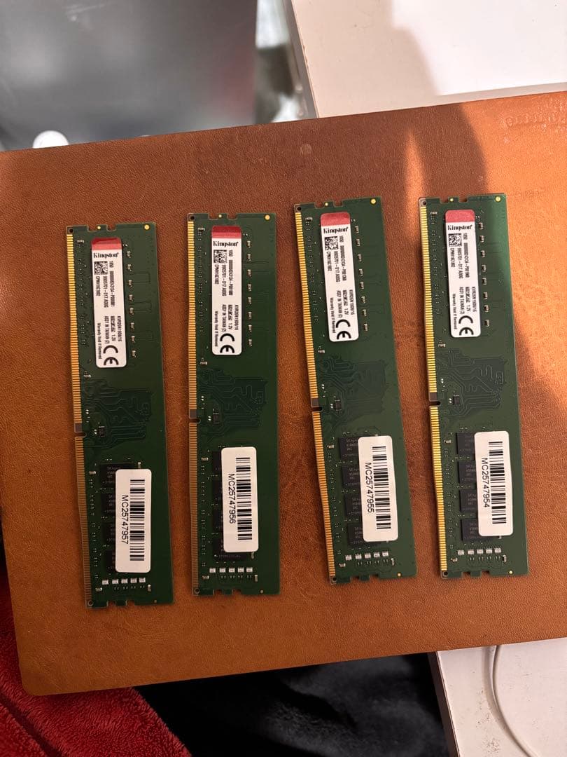 【ジャンク】Kingston DDR4 16GB 4枚 計64GB