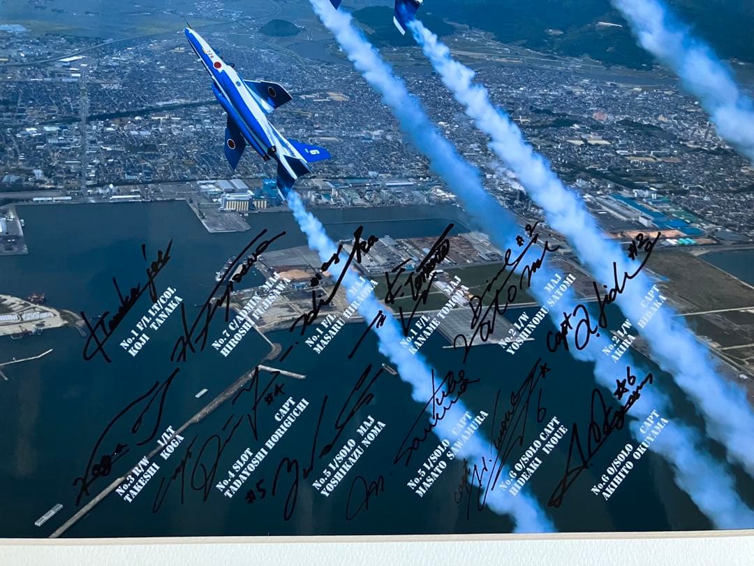 航空自衛隊ブルーインパルス　TOUR 2012 サイン入り　写真パネル