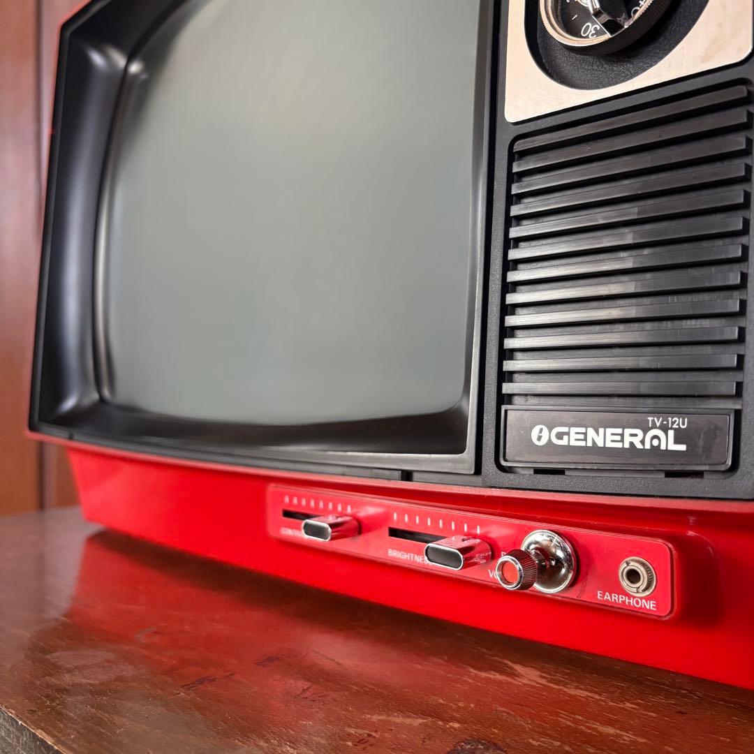 昭和レトロ　70年代　テレビ　デッドストック　箱付き　小型 ポータブルTV
