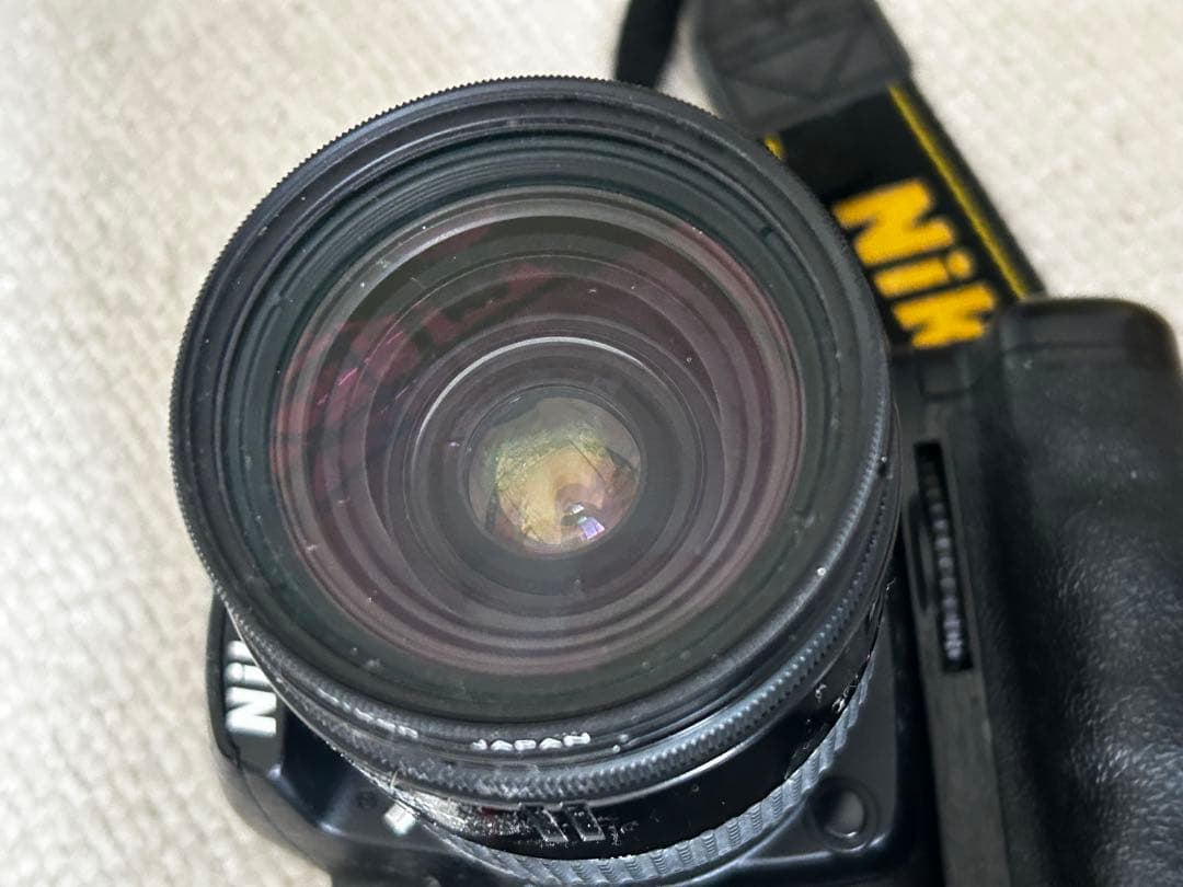 Nikon D7000 一眼レフカメラ レンズカバー バッテリー付き