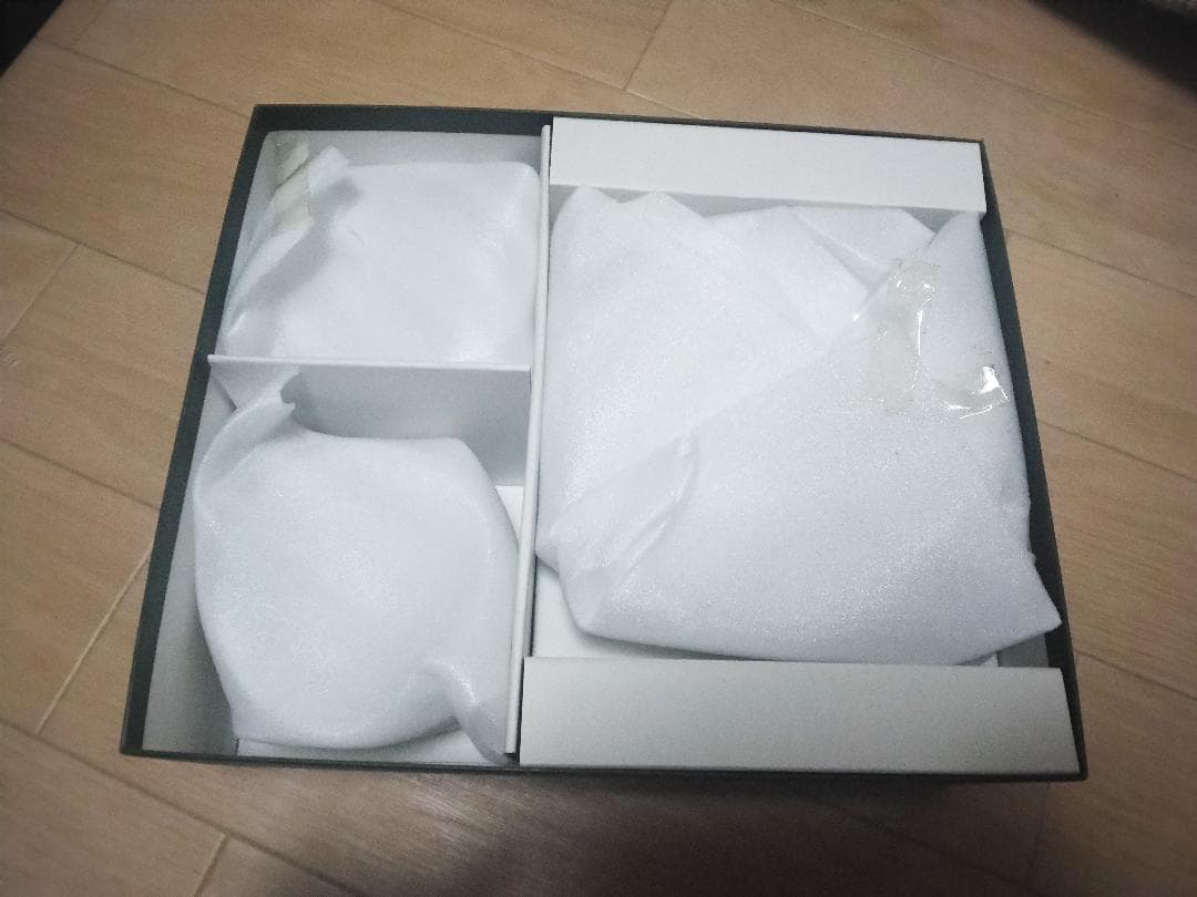 懸賞当選品　サンキスト　リチャード　ジノリ　ペアカップ　＆　ソーサー