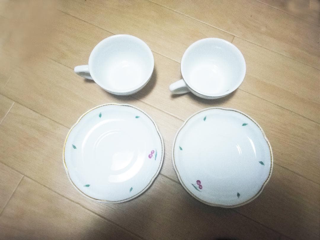 懸賞当選品　サンキスト　リチャード　ジノリ　ペアカップ　＆　ソーサー