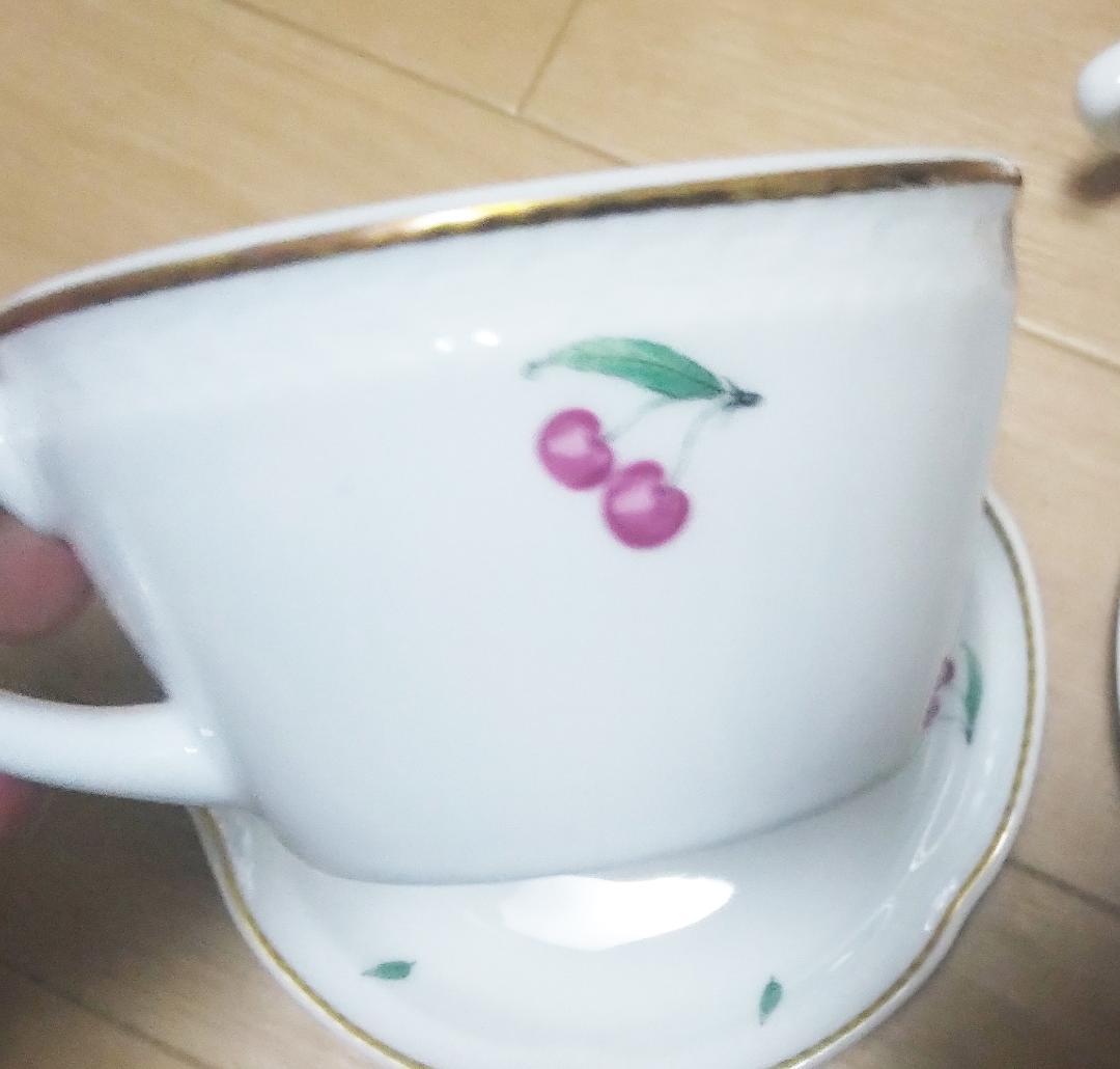 懸賞当選品　サンキスト　リチャード　ジノリ　ペアカップ　＆　ソーサー