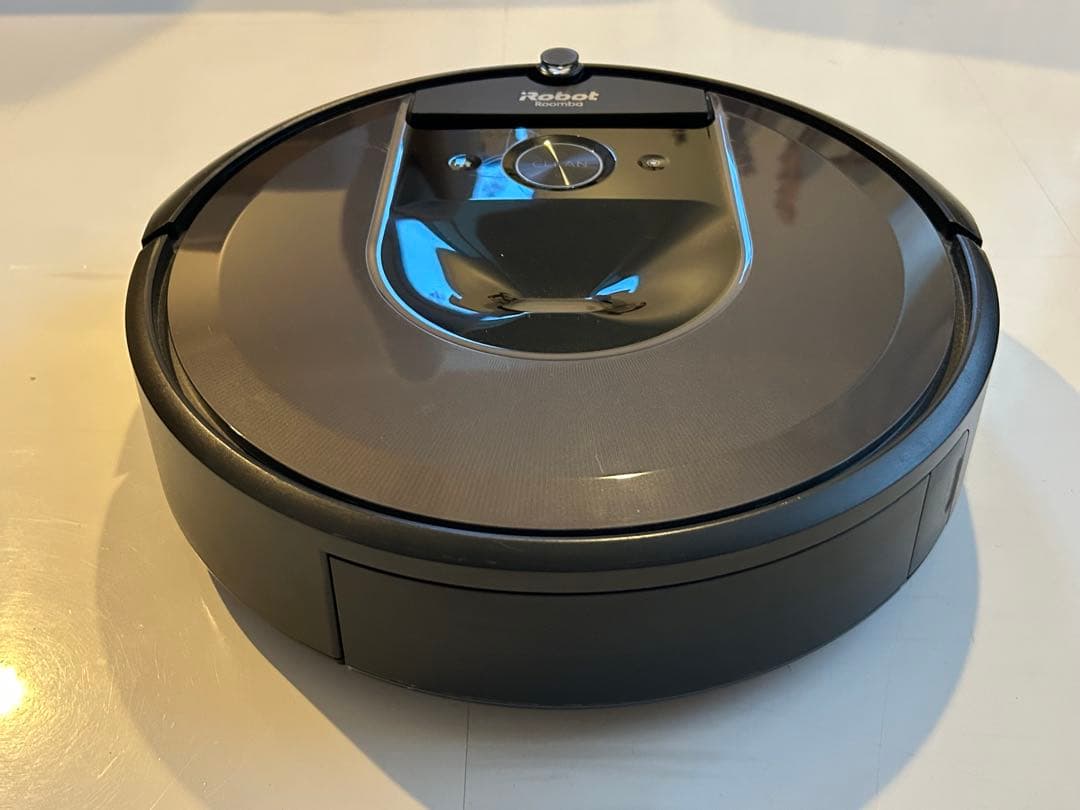 iRobot Roomba i7+ 本体　クリーンベース