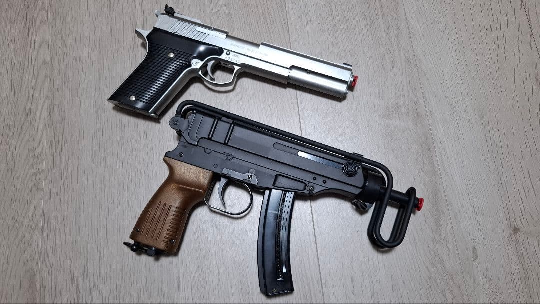 希少　美品　東京マルイ　Vz61 SCORPION 　AUTOMAG　エアコキ