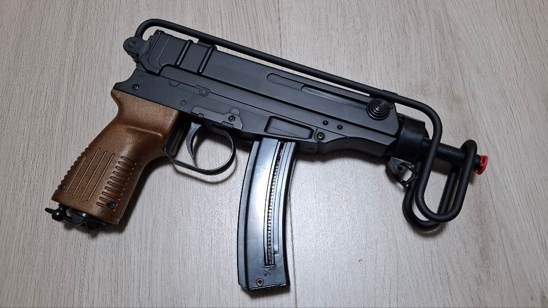 希少　美品　東京マルイ　Vz61 SCORPION 　AUTOMAG　エアコキ