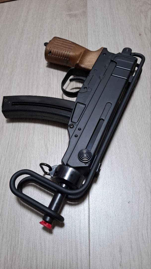 希少　美品　東京マルイ　Vz61 SCORPION 　AUTOMAG　エアコキ