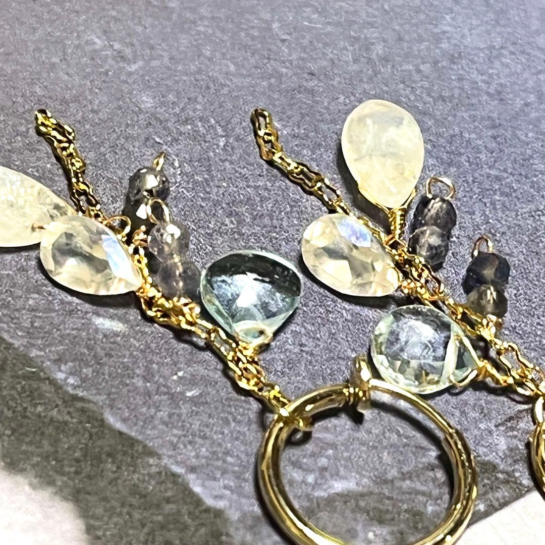 【winter 】トパーズムーンストーン他　チャームピアスイヤリング