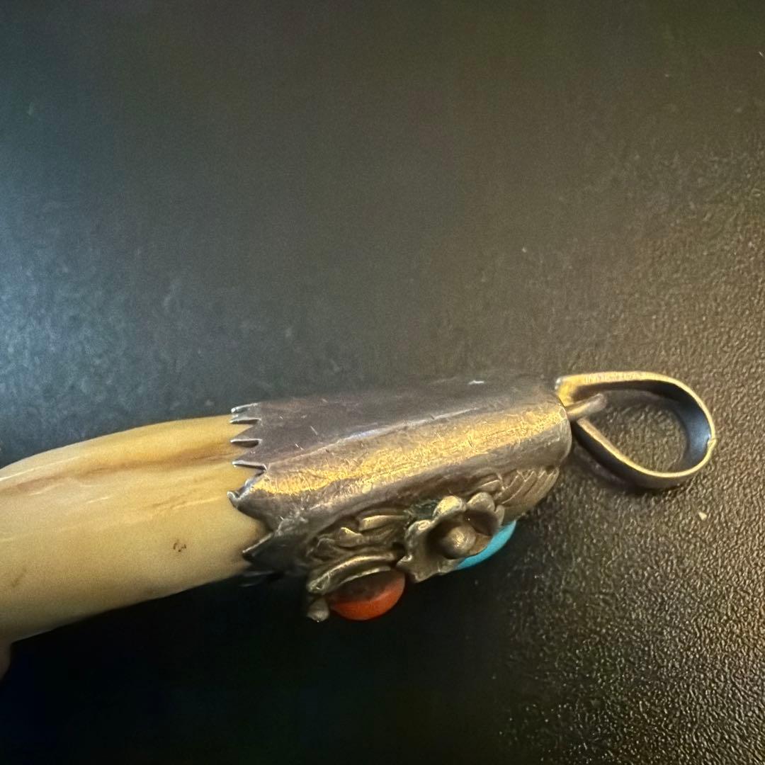 【超希少品】本物のインディアンジュエリー シルバー925/動物牙 ヴィン