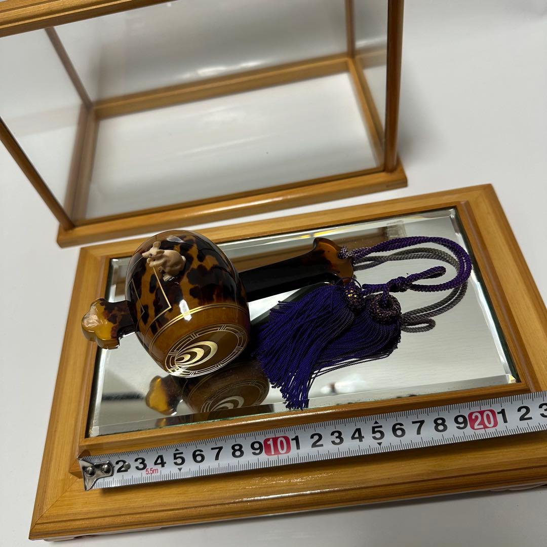 本鼈甲　べっ甲細工　ねずみと小槌　ガラスケース付き　縁起物