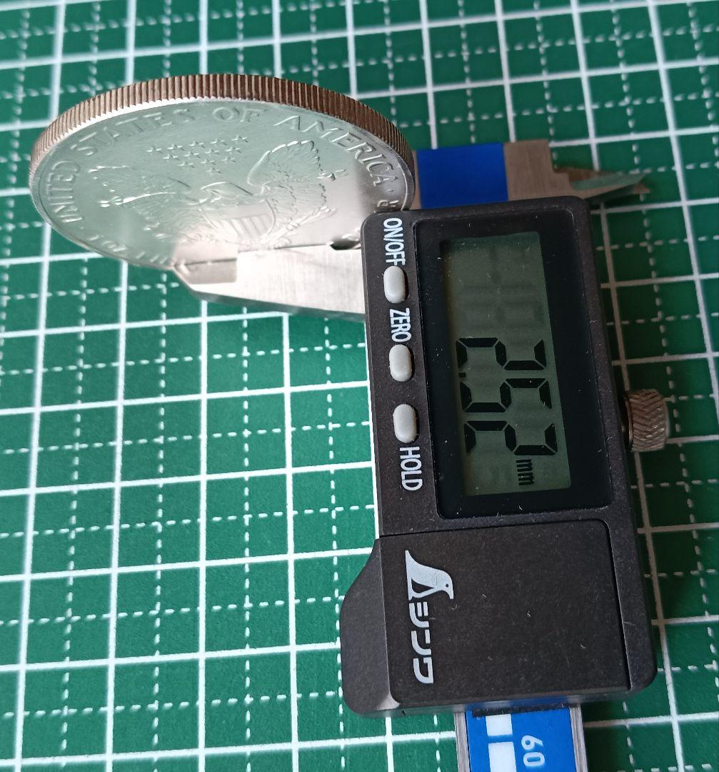 【米国銀貨】イーグル・ウオーキングリバティ 1オンス銀貨（クリアケース付き）