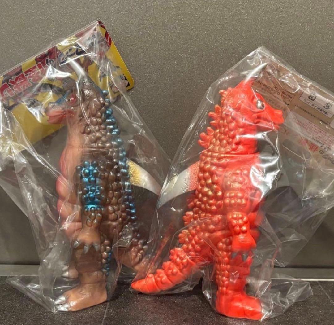 ブルマァクの怪獣シリーズ ブラックギラス　レッドギラスセット ウルトラマンレオ