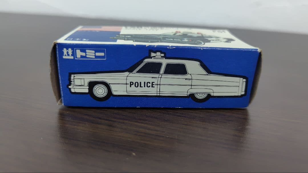 トミカ 外国車シリーズ F51 キャデラック ポリスカー（日本製・青箱付）