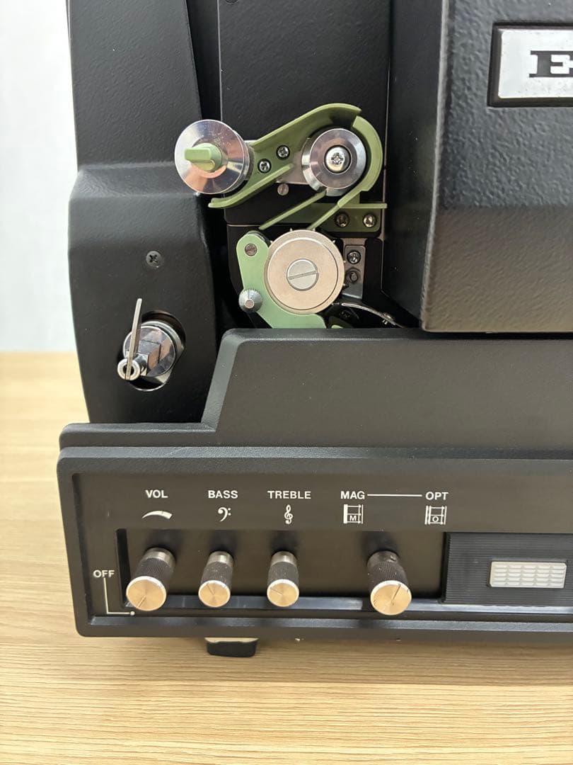 ELMO 16-AA プロジェクター本体