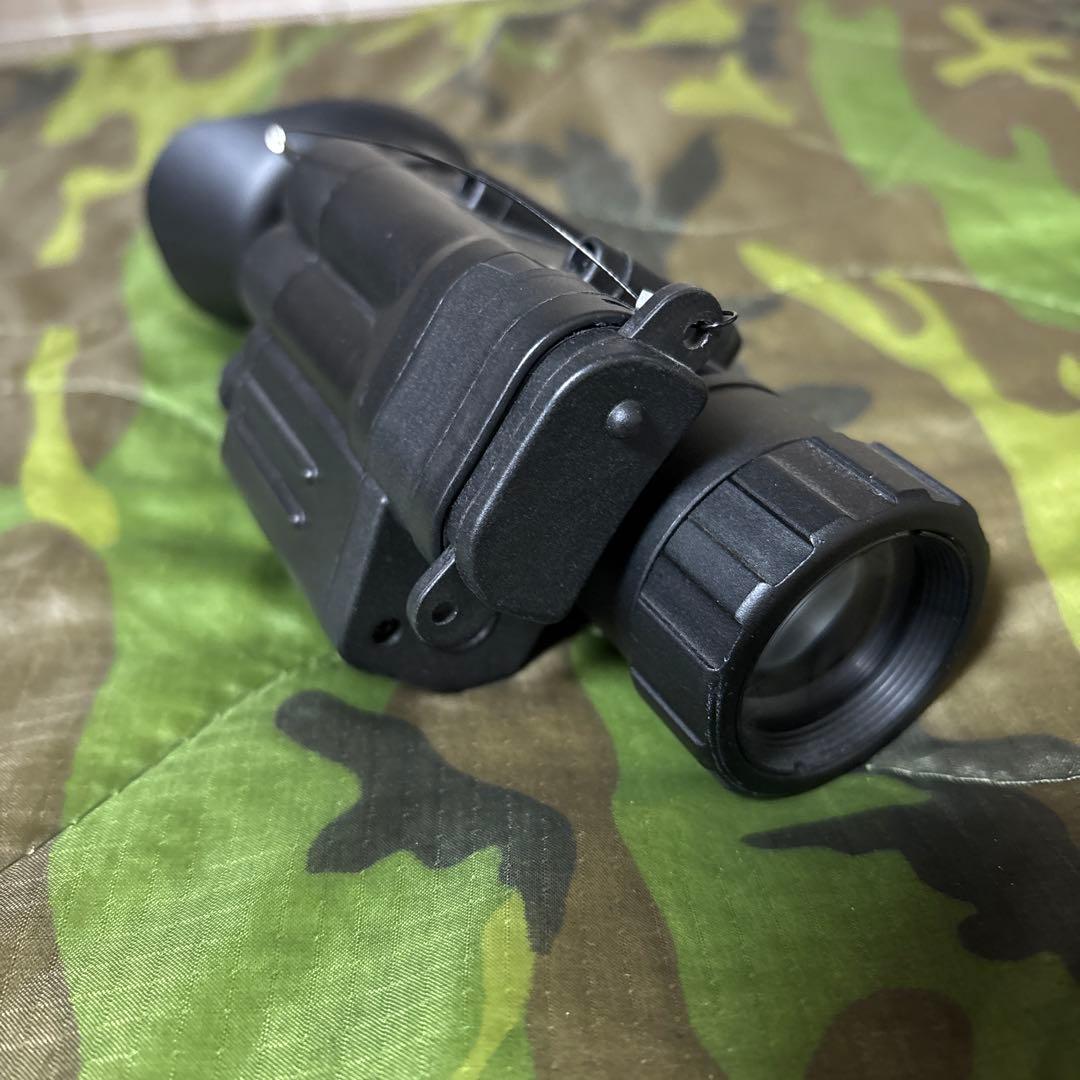 PVS-14 レプリカ 暗視機能付き