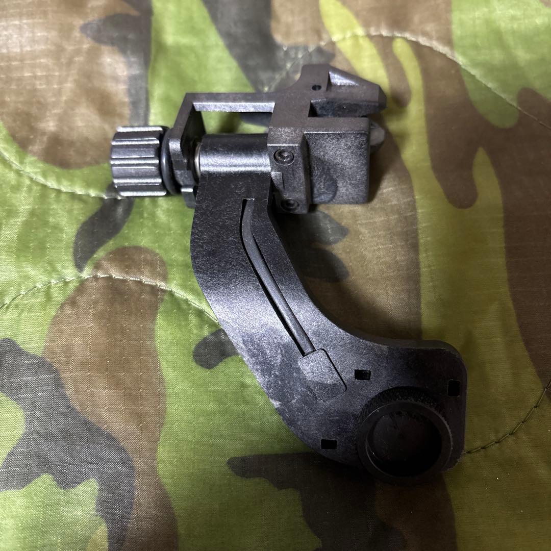 PVS-14 レプリカ 暗視機能付き