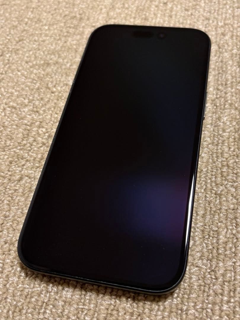 【美品】iPhone 15 ブラック 128GB SIMフリー