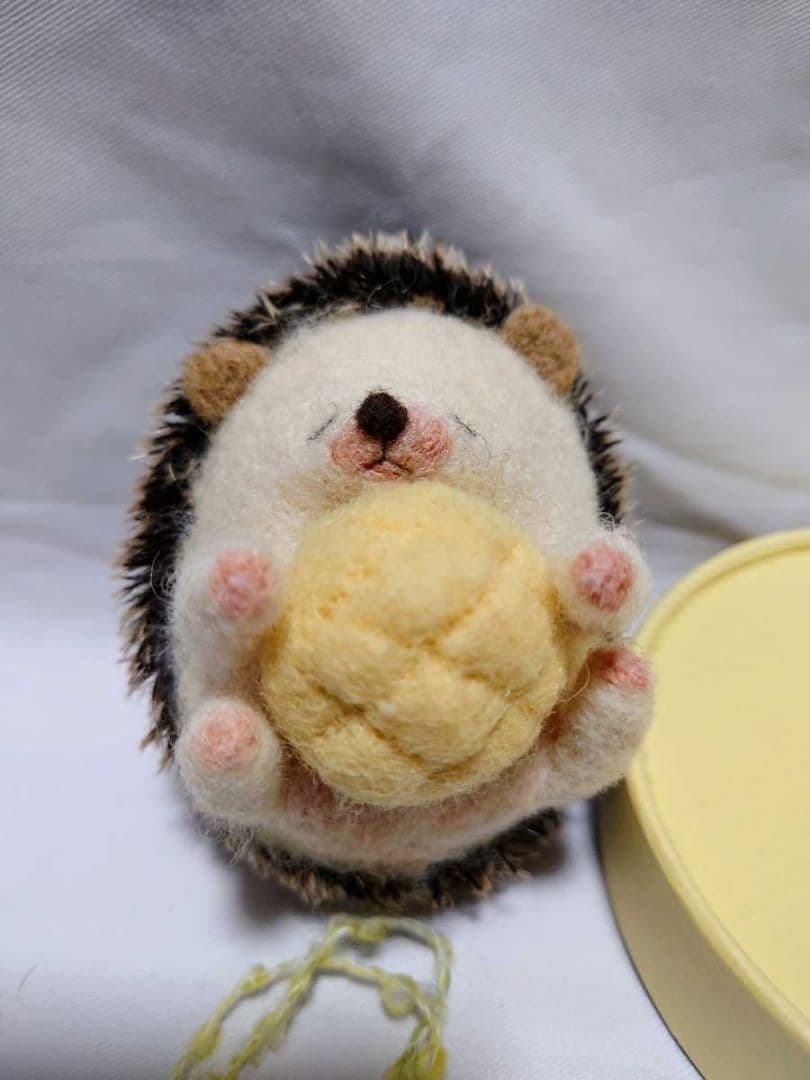 新品 ☆sako様☆ ハリネズミさん 羊毛フェルト ぬいぐるみteddybear