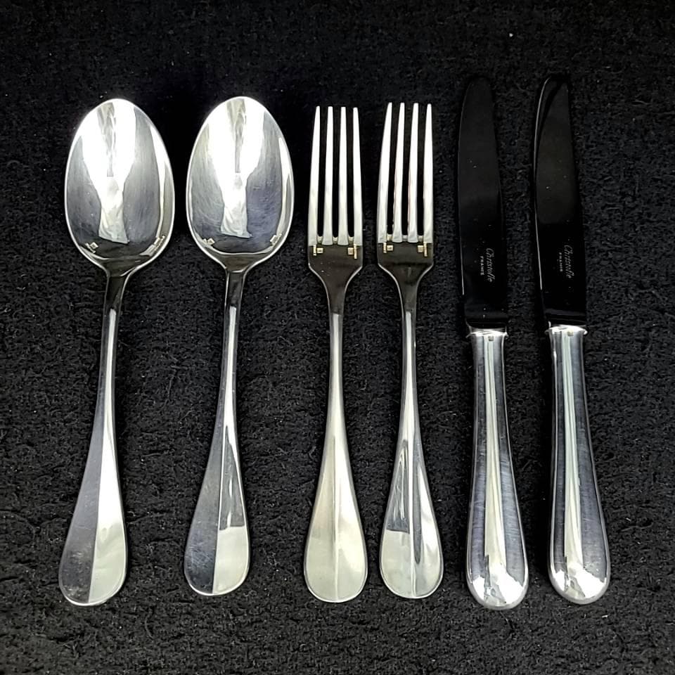△美品△クリストフル　アルビ　テーブルナイフ　フォーク　スプーン　箱つき
