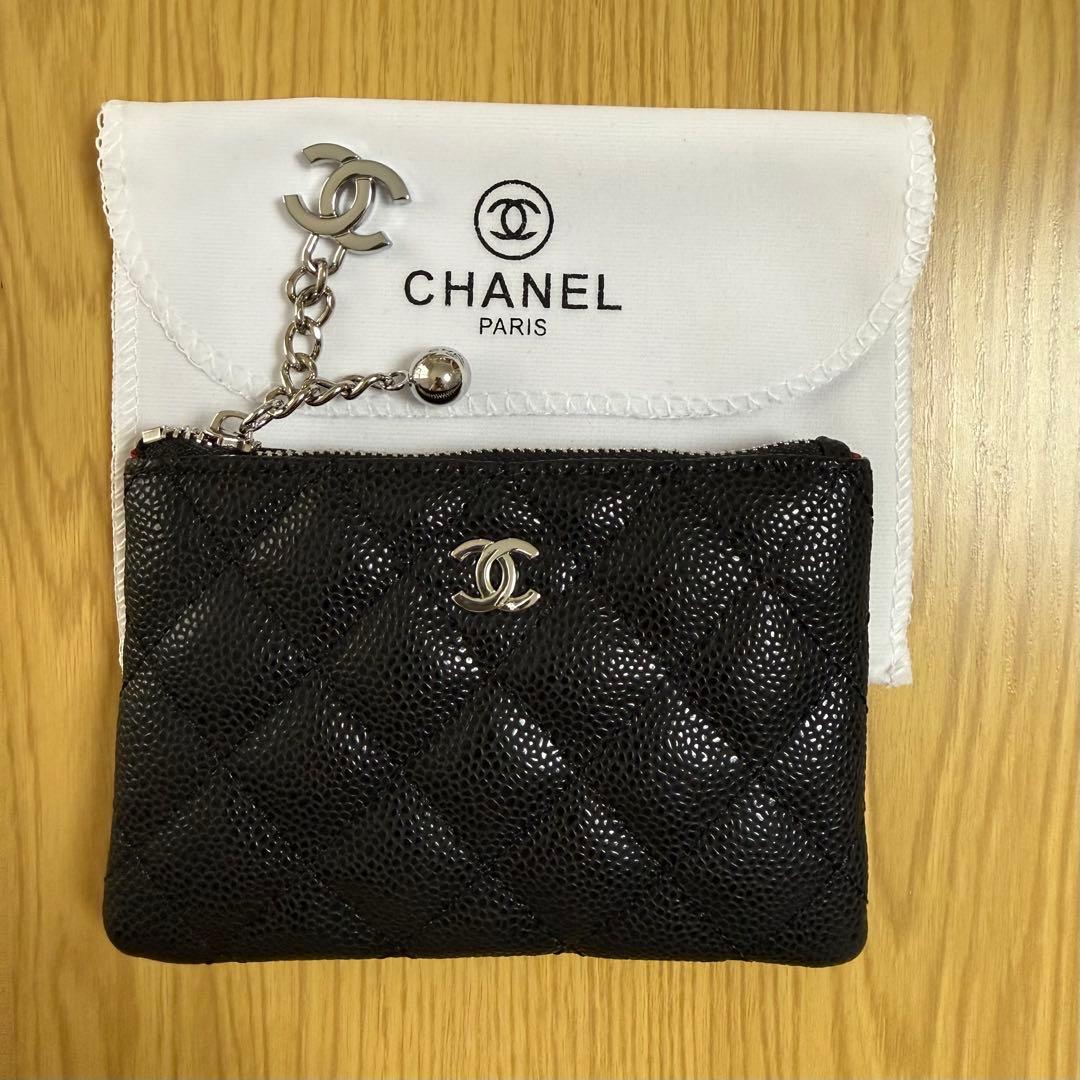 CHANEL ノベルティ キルティングポーチ